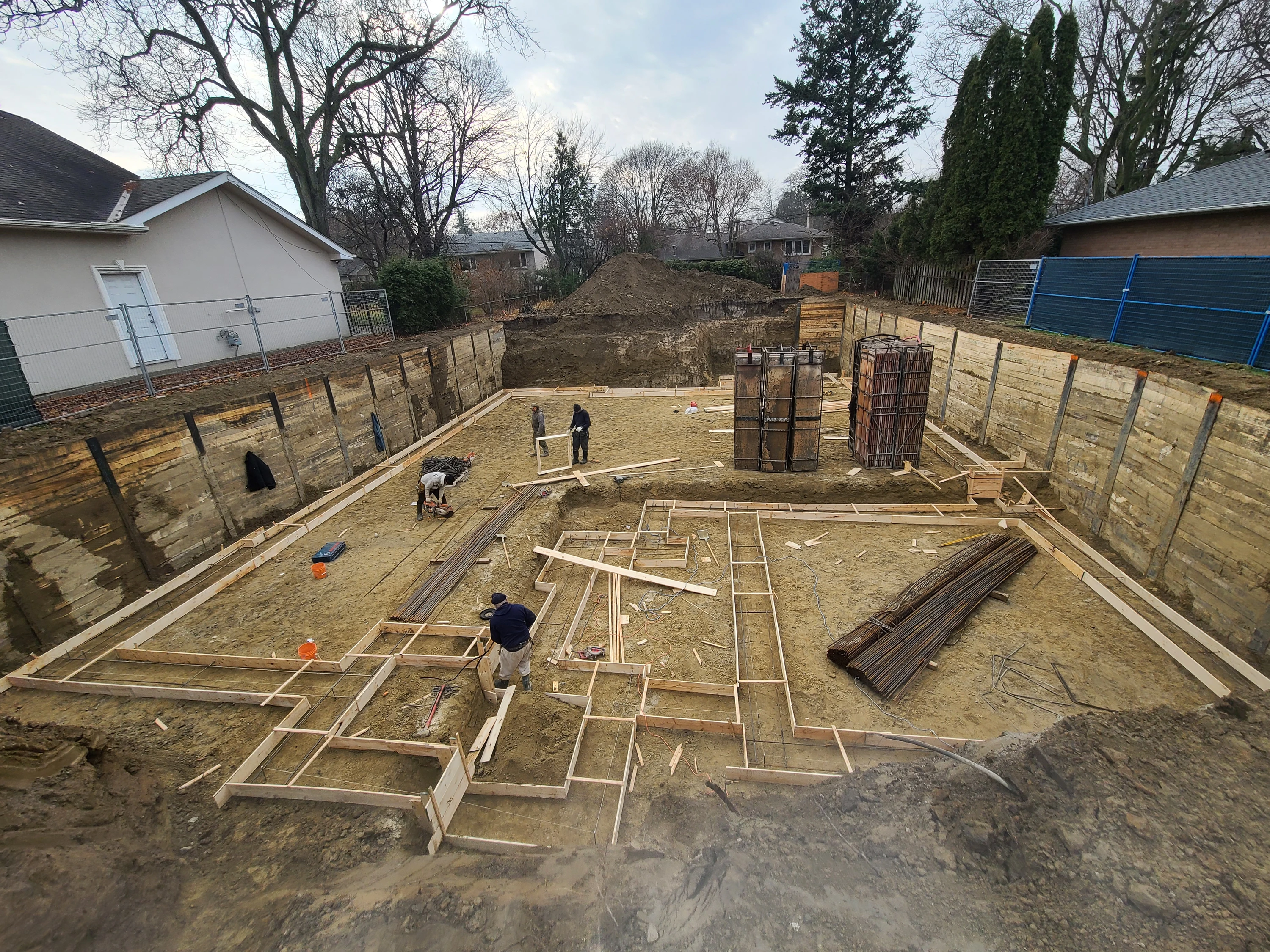 Construction coordination and oversight during foundation stage